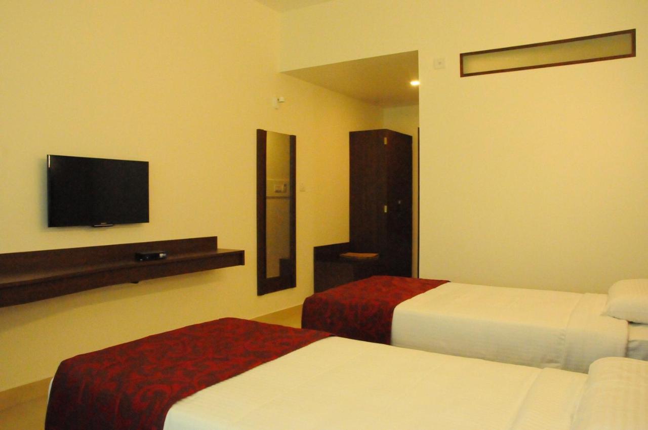 Palguni Residency Otel Hassan Dış mekan fotoğraf